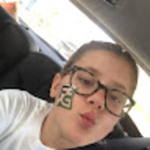 Meet your Posher, Abby rose